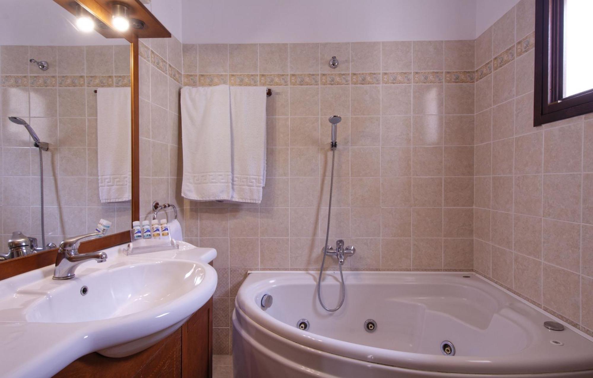 Enalion Hotel Kala Nera Extérieur photo